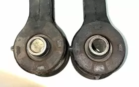 5238004010 TOYOTA Front Differential Axle Bracket Set Tundra #3