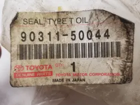 90311-50044 TOYOTA Oil Seal Front Drive Shaft Lh