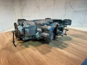 0CQ907554J VOLKSWAGEN Rear Differential Axle Carrier Vw