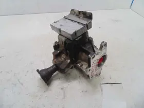 440-58869A VOLVO Carrier Rear Awd 850