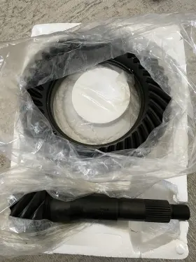 F10.5-373-31 YUKON GEAR AXLE High Performance Ring Pinion Set #2