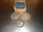 New Nos Ford Locking Differential Side Gear Kit C9az-4236-a 28-spline 9" Mustang. Fixed Price $45.00.