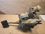 Jaguar Xj6 Master Cylinder Brake Servo W/ Pedal 74660213. Fixed Price $262.49.