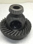 Porsche 911 Differential And Gear 9113322120r 90133225101. Fixed Price $701.12.
