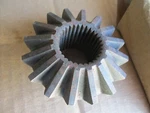 1973 - 1980 Chevy Gmc 4x4 Front Differential Spider Side Gear Gm Nos. Fixed Price $13.72.