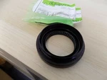 Genuine Range Rover Evoque & Freelander Rear Driveshaft Seal Lr002905. Fixed Price $13.89.